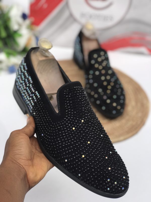 Stylish Black Embroidered Shoes with Stones - A blend of elegance and embellishment, perfect for a statement-making look.