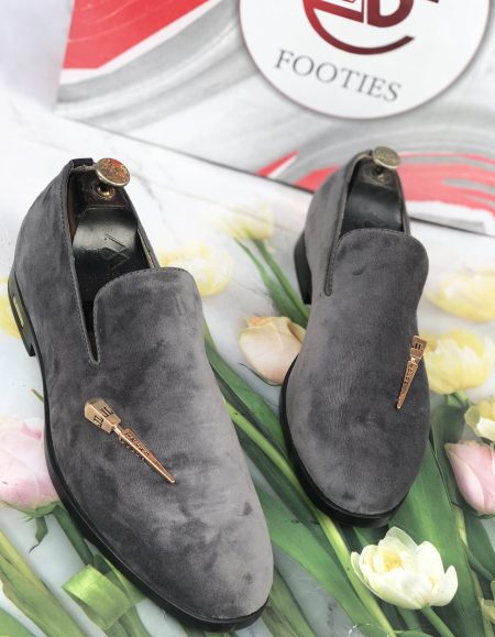 Gray on sale velvet shoes