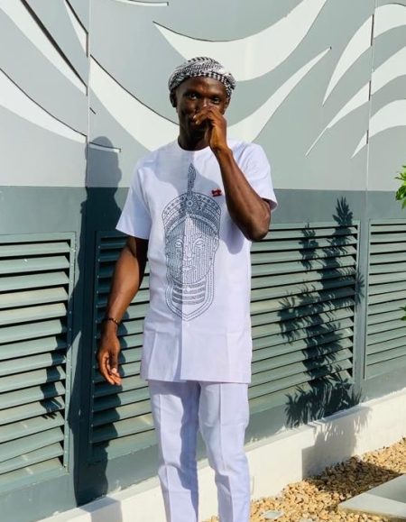 Elegant White African Men's Kaftan with Design - A cultural fashion statement, combining style and comfort effortlessly.