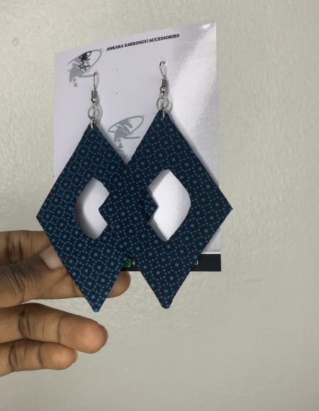 Chic diamond-shaped accessory in a stunning shade of African blue print. Upgrade your look with these stylish loop earrings.